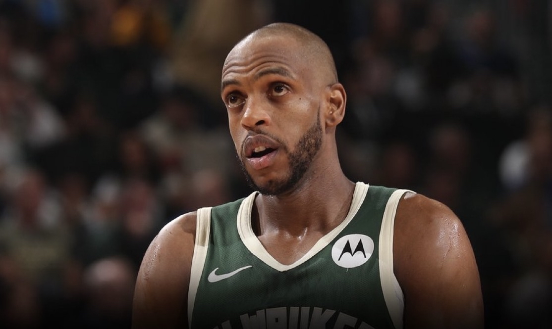 欧冠赛后再迎强敌;密尔沃基雄鹿战术微调;主帅态度:信心回归;赛程密集仍需轮换 欧冠赛后再迎强敌;密尔沃基雄鹿战术微调;主帅态度:信心回归;赛程密集仍需轮换